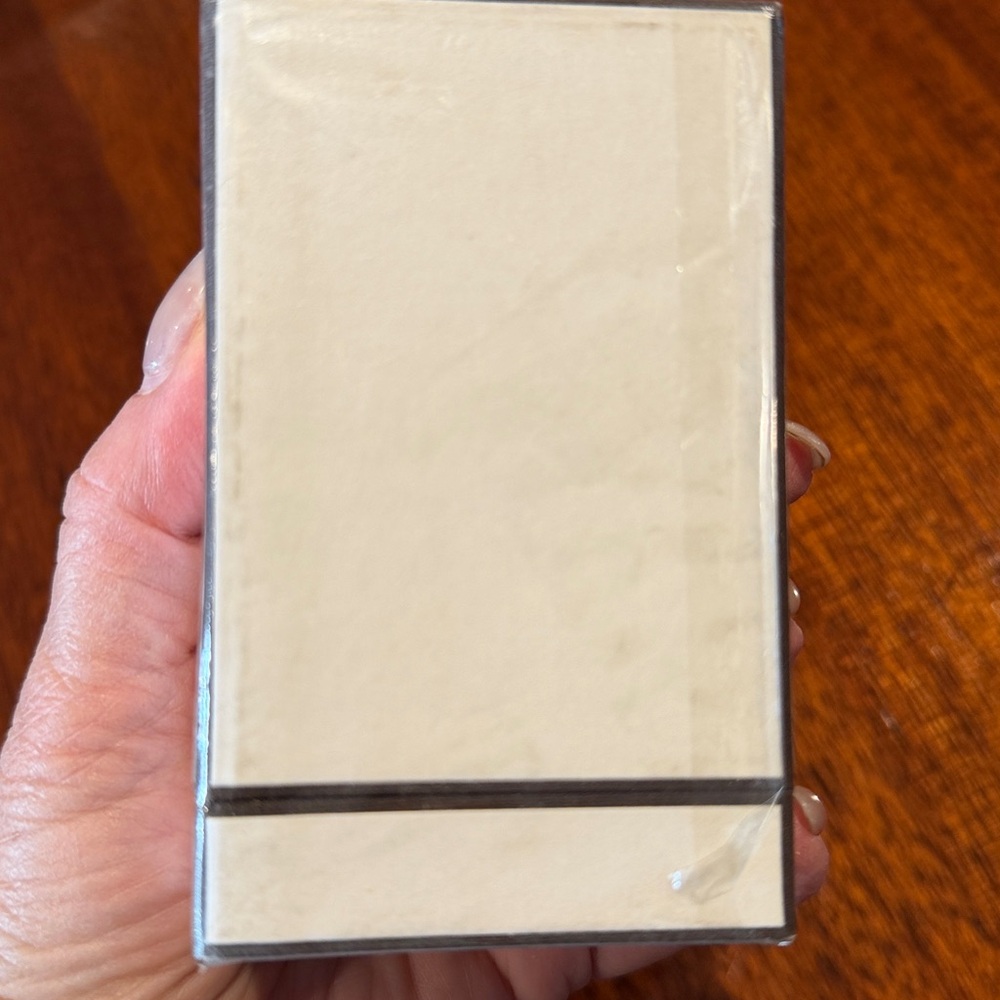 Vintage Yves Saint Laurent White and Black Fragrance Box - Picture 5 of 5